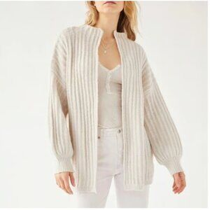 Urban Outfitters Truly Madly Deeply Ava cream sweater xs